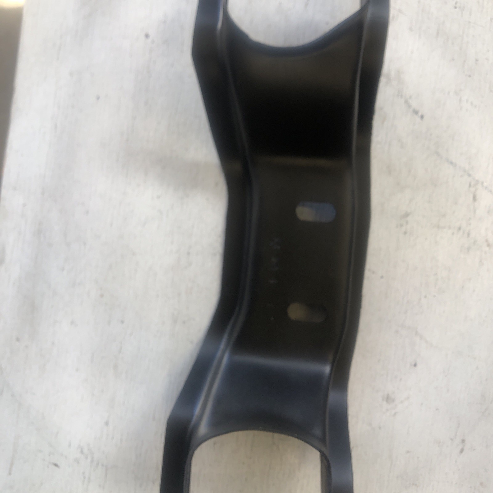 19671968 1969 1970 mustang A/T Crossmember￼ Original Ford Like New