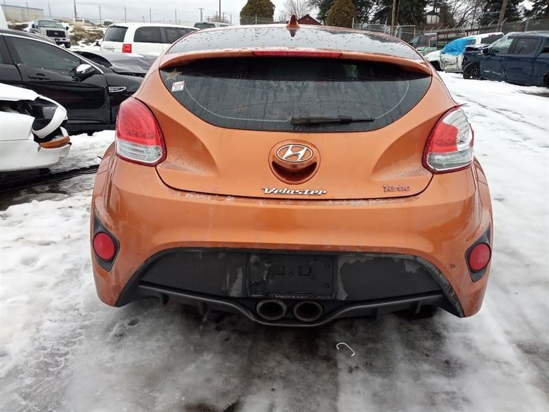 FWD Manual Transmission from 2014 Hyundai Veloster 1.6L 9414495
