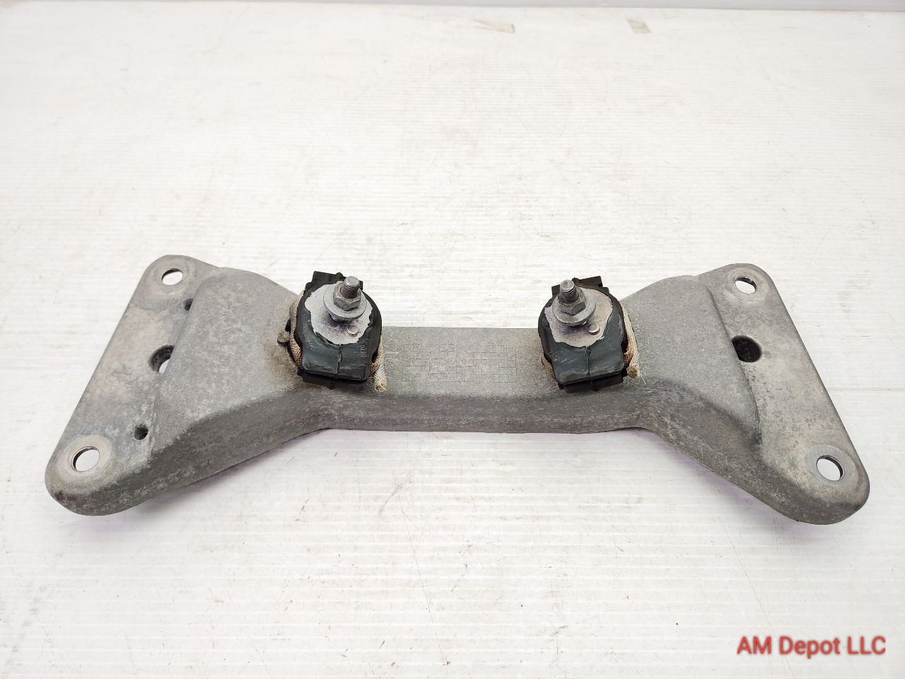 2016 BMW 328i 228i N20 F22 F30 RWD AT Transmission Crossmember Support 6796605