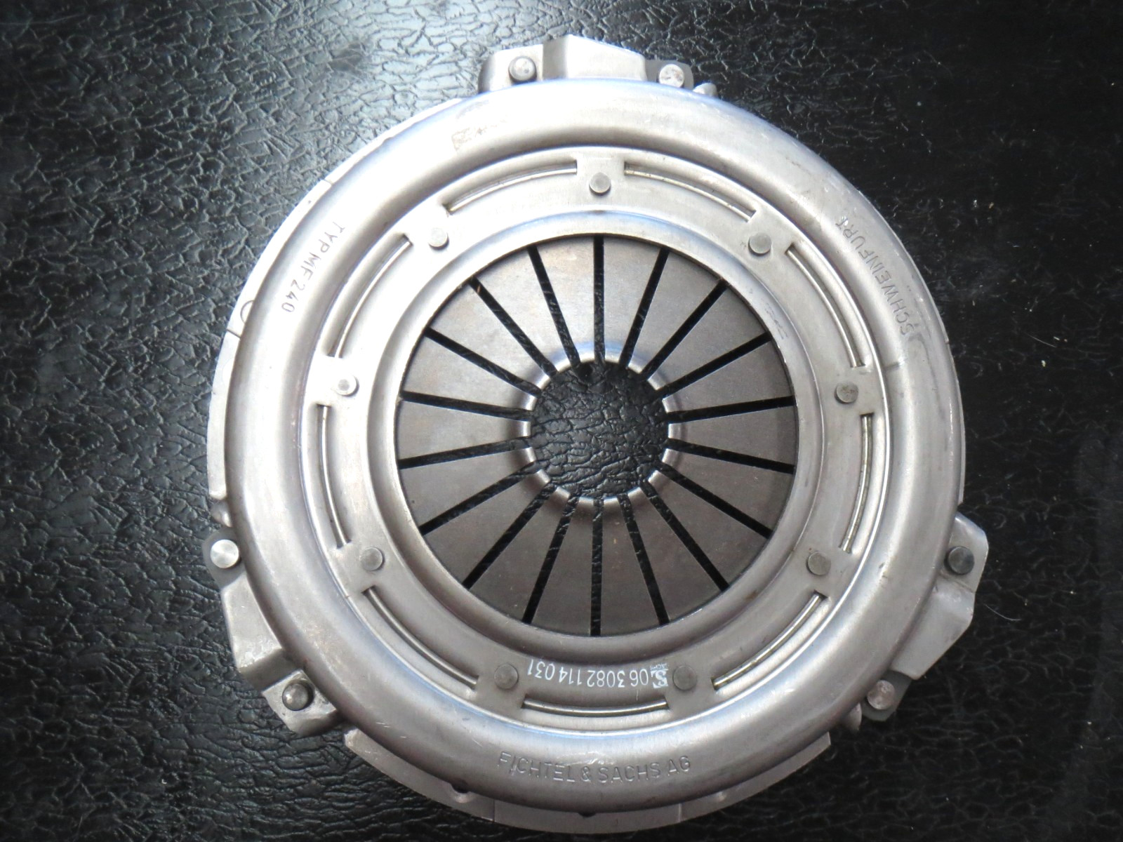 Clutch Pressure Plate for 1979-86 Volvo B27 B28 V6 SOHC Made in Germany by Sachs